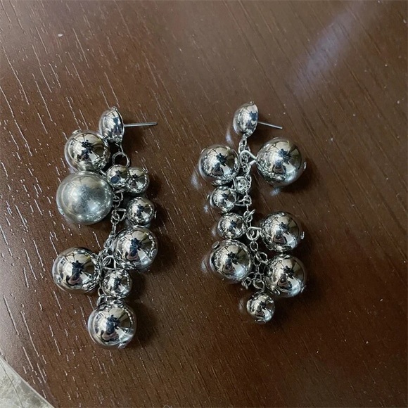 Zara Silver Ball Mercury Grapes Earrings How Edge NYC feels celebrating NY - Picture 4 of 15